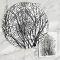 Kapliczka – grafika art print w oprawie – aranżacja we wnętrzu, ujęcie 3